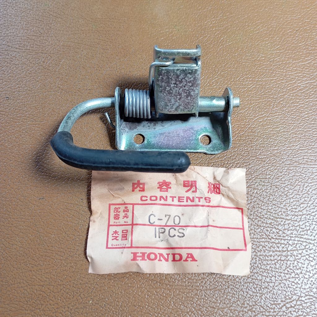 Kunci jok C70 MK3 kancing jok C70 MK3 Contents NOS