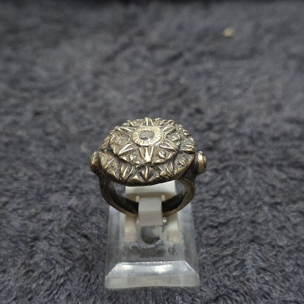 cincin intan berlian model majapahit temuan antik kuno lawasan