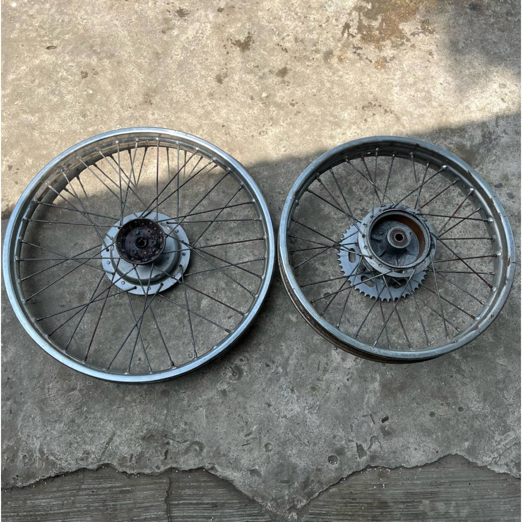 TROMOL DEPAN BELAKANG TS 125 ORIGINAL COPOTAN