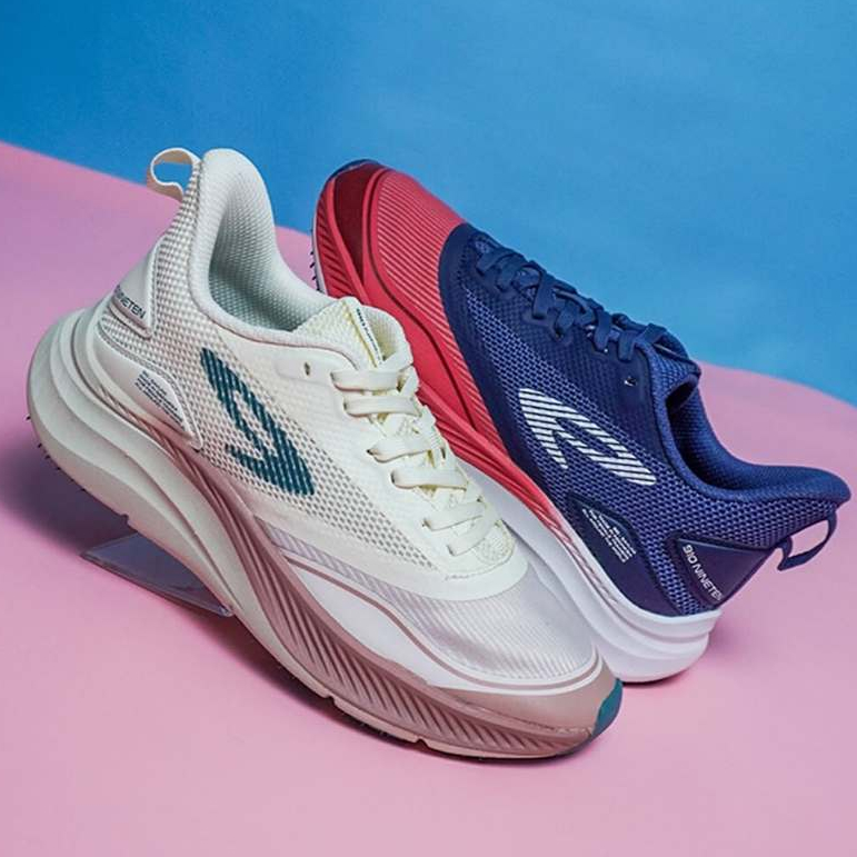 SEPATU RUNNING WANITA 910 NINETEN - SAKURA