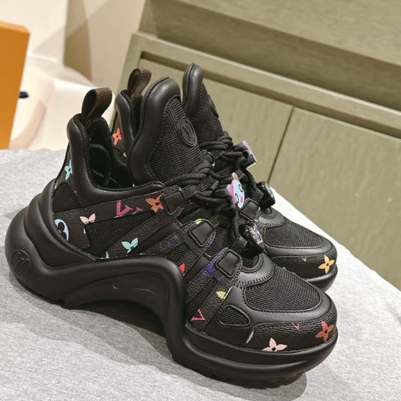 VVIP quality L * * S/V * * N Archlight cow leather round toe lace up low cut sports and leisure shoe