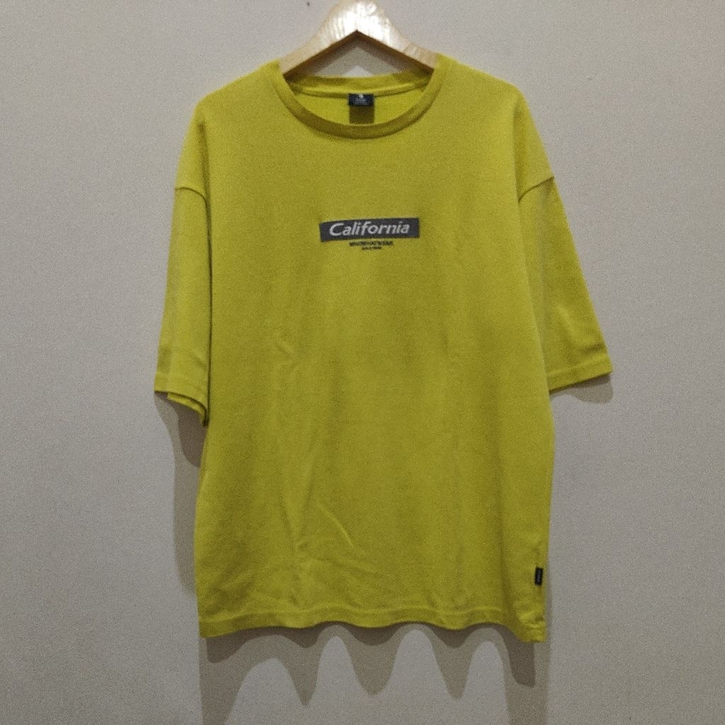 T-shirt WHO.A.U Yellow Second