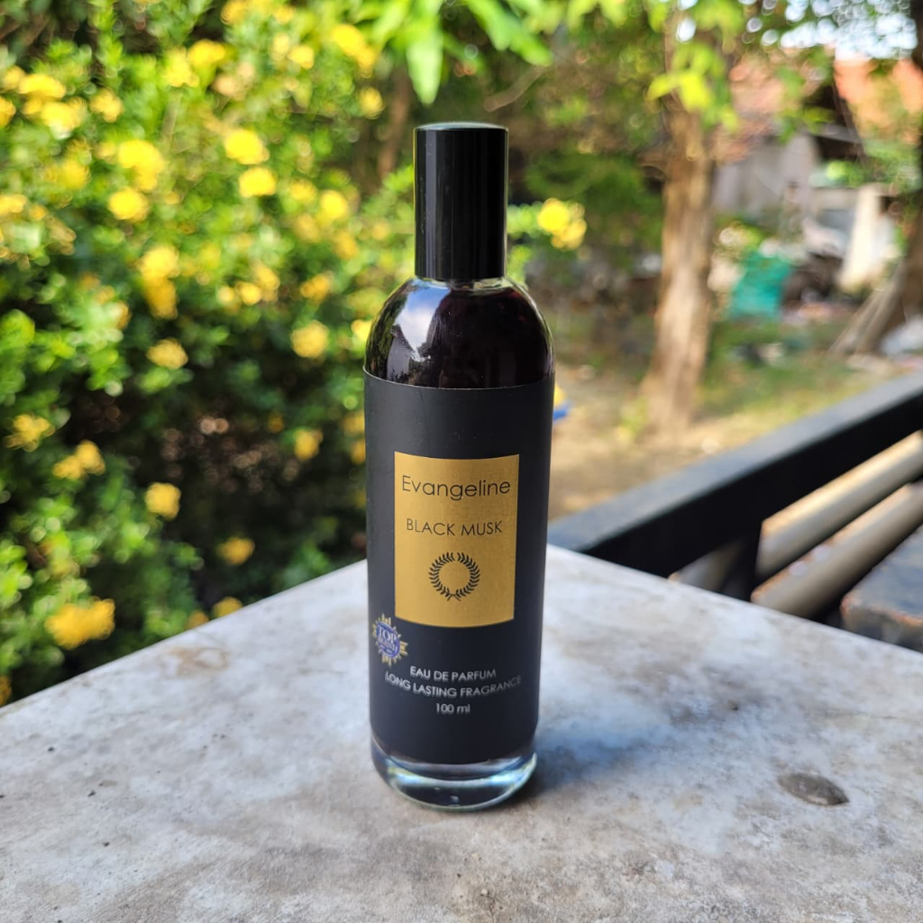 Evangeline Parfum Wanita Black Musk 100 ml