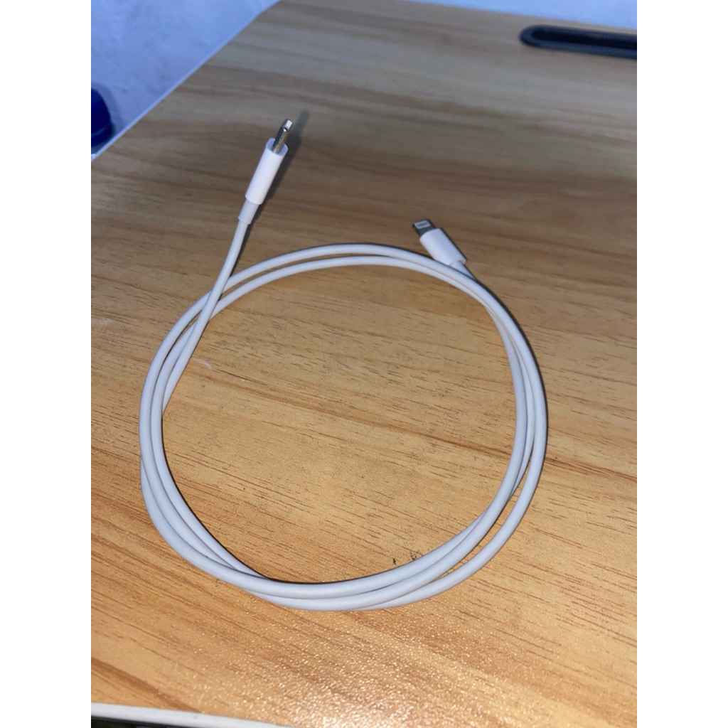 Kabel Charger iPhone to Type C Second