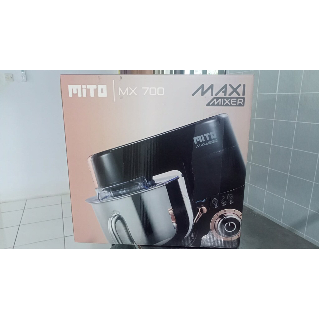 mixer kue  merk Mito MX700 second