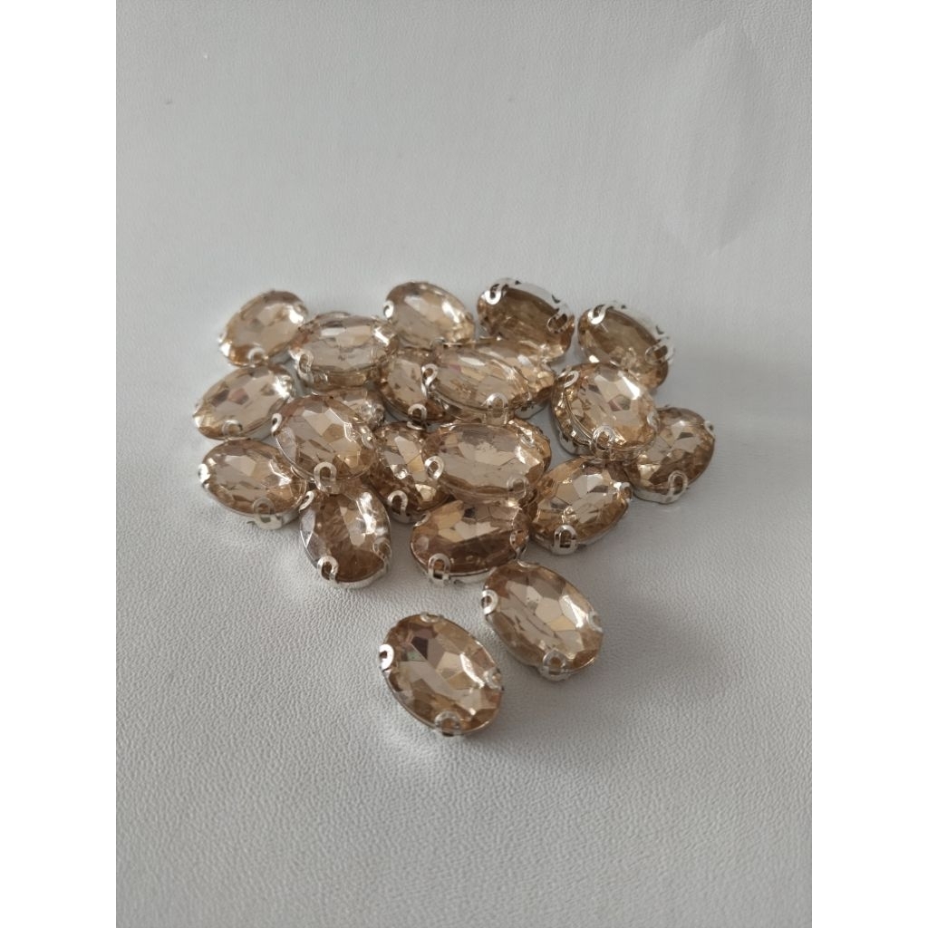Payet Cangkang Motif Oval ukuran 10x14 & Swarovski size 50//harga perlusin.