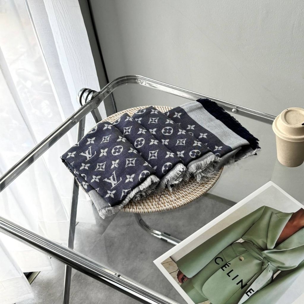 LV Louis Vuitton Scarf / Shawl Classic Monogram in Dark Denim Blue