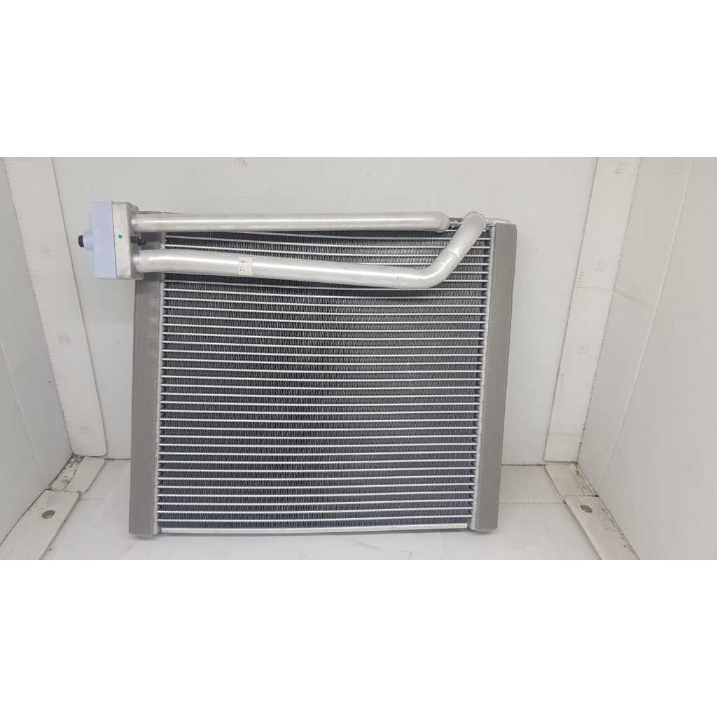 Evaporator Coling Coil sani Alat berat