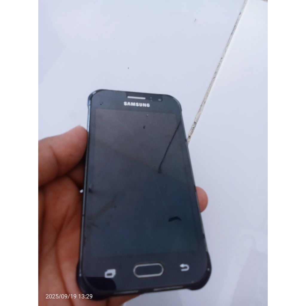 mesin samsung J1ace hidup siap naik lcd