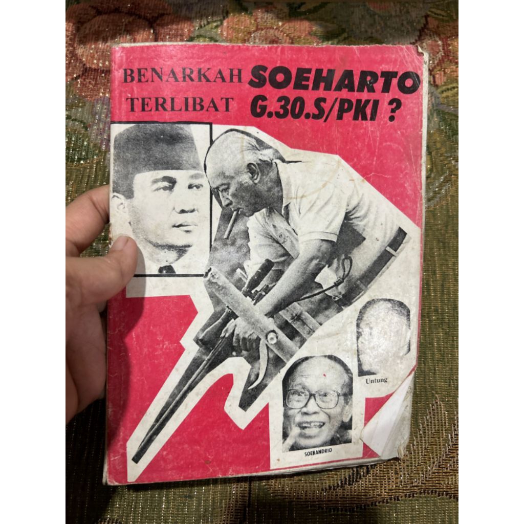 Buku - BENARKAH SOEHARTO TERLIBAT G.30.S/PKI Koenspirasi Soeharto oleh Abubakar Buton