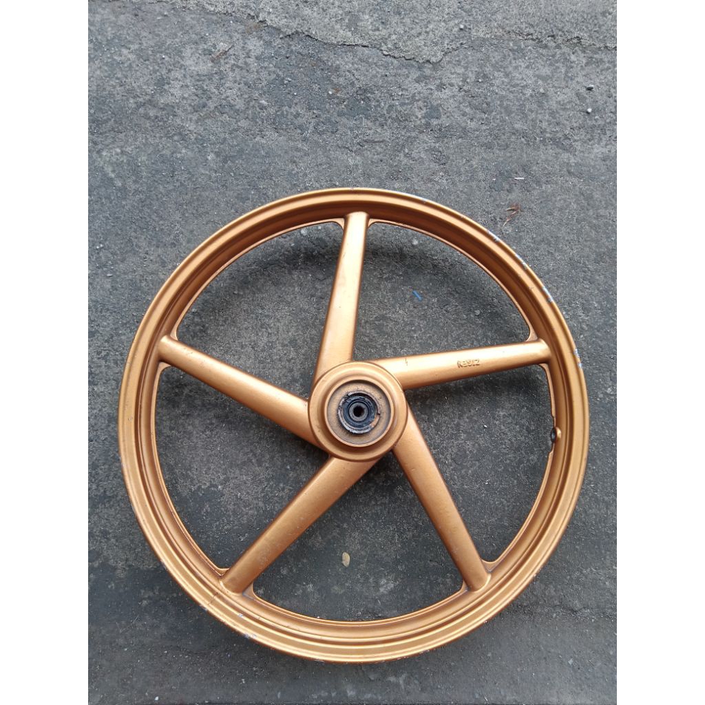 VELG DEPAN PALANG 5 BAUT 4 RING 17