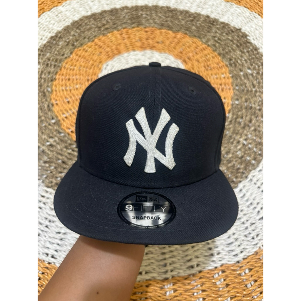 Topi New Era X Alpha Industries