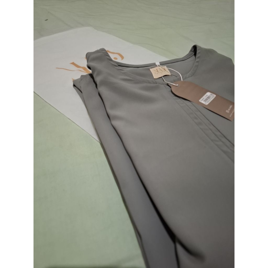 NWT Gamis Naj Studio Grey size L