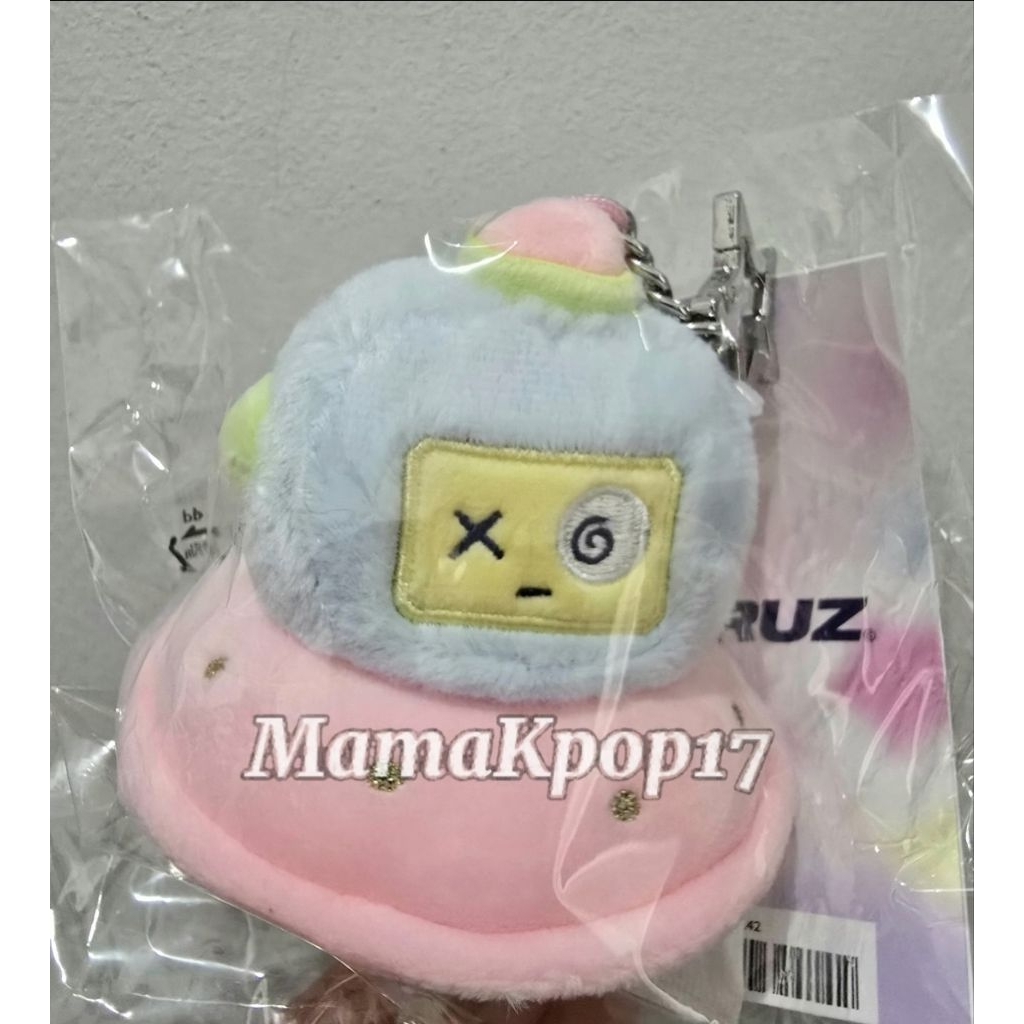 Bagcharm Truz Planet Hikun