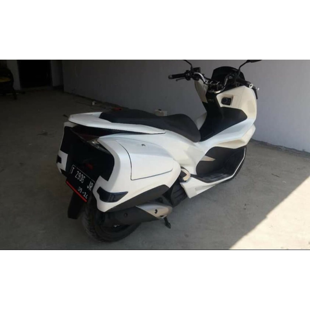 Side box custom part dari goldwing untuk pcx 150 pcx 160