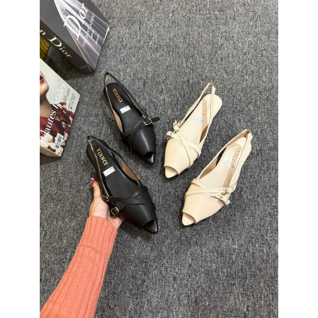 SANDAL WANITA SANDAL TEPLEK SANDAL PANSUS SANDAL HEELS SANDAL TALI SANDAL FLAT