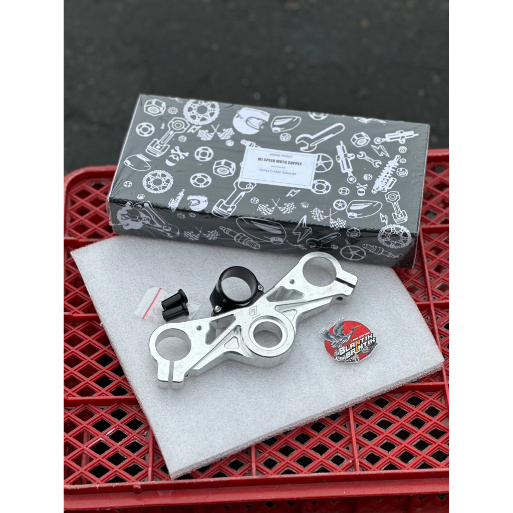 Segitiga atas ninja rr cnc M1SPEED T ATAS NINJA RR CNC M1SPEED