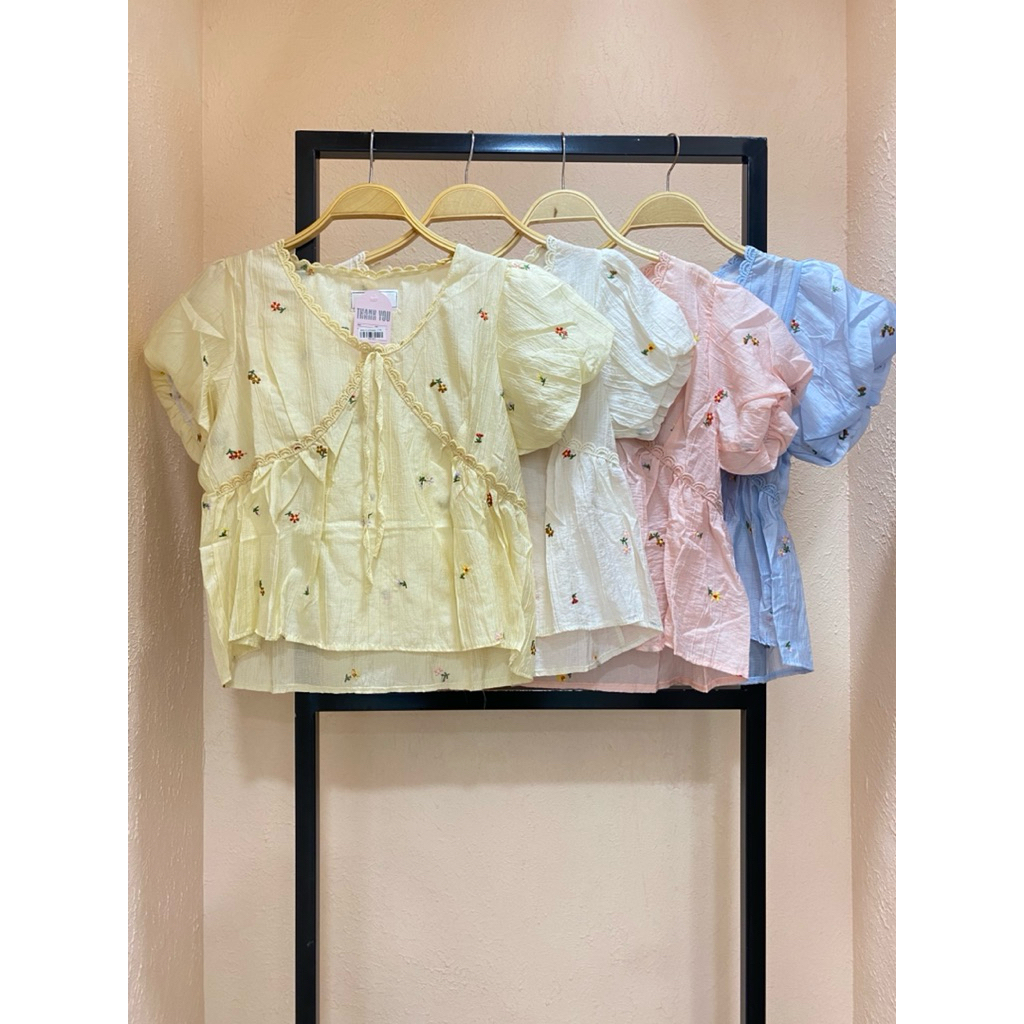 Atasan Blouse Renda Tali Pita