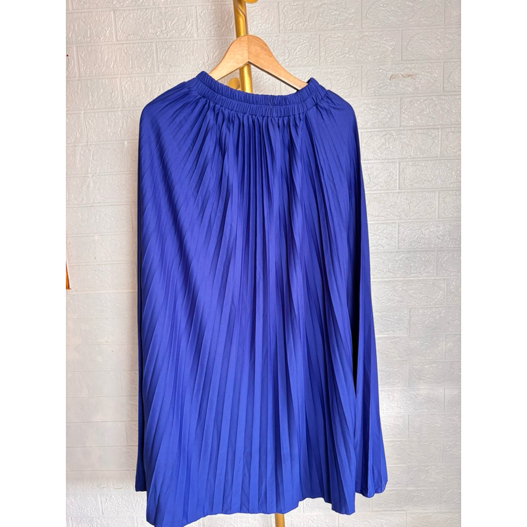 rok plisket skirt warna biru dongker