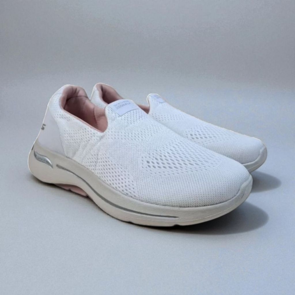 SEPATU ARCH FIT IMAGINED SLIP INS WANITA/SKECHERS WOMEN'S SLIP INS/SKECHERS ARCH FIT