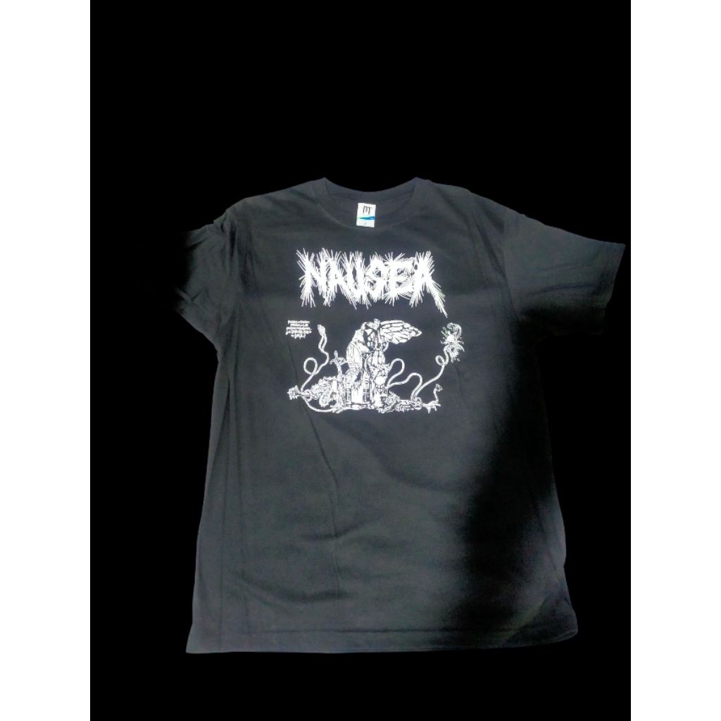 T-shirt NAUSEA