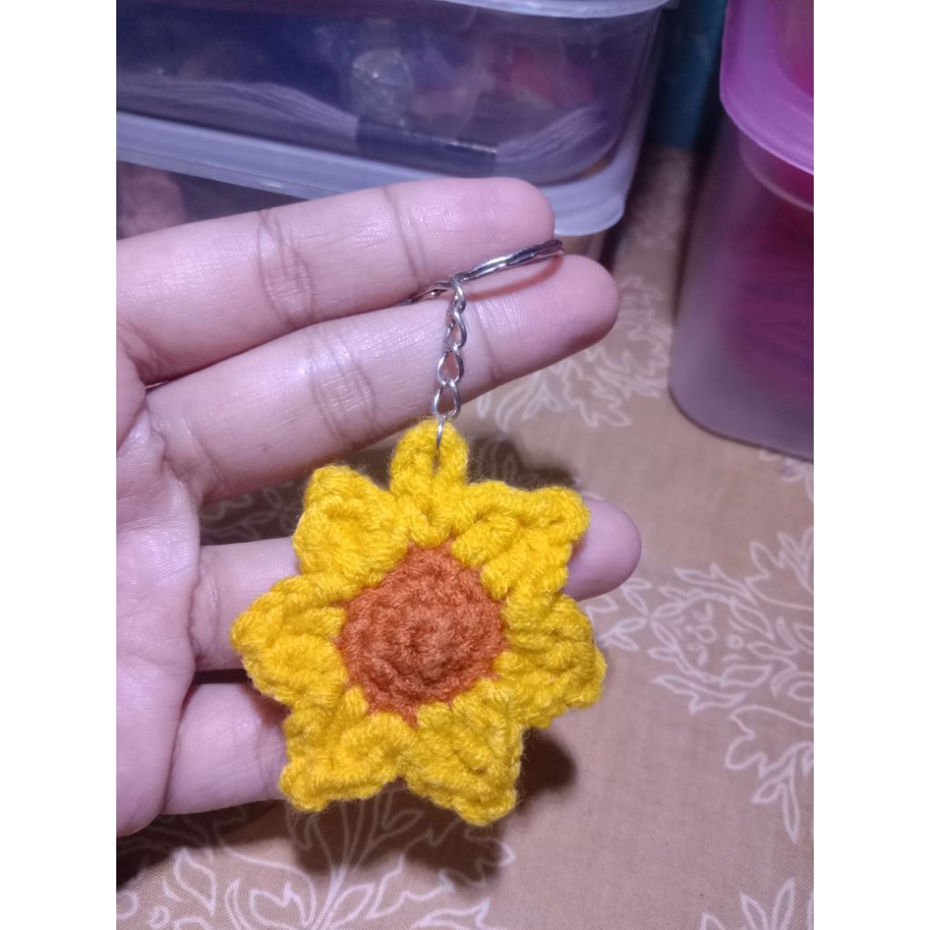 cinderamata/paket souvenir pernikahan isi 15, 25, 50/cinderamata rajut/cinderamata keychain