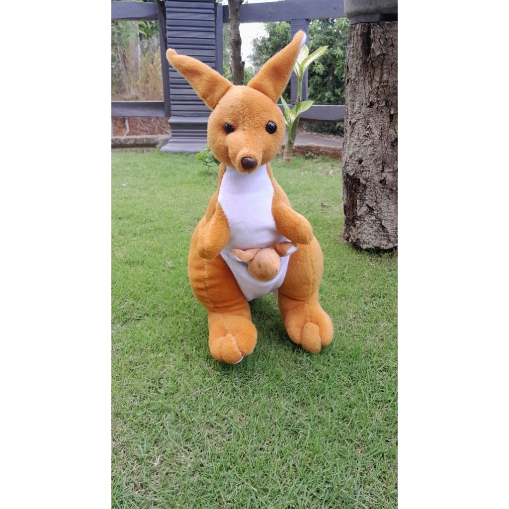 Boneka Kangguru