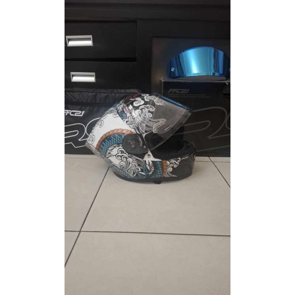 RSV FFC21 ryujin size L second