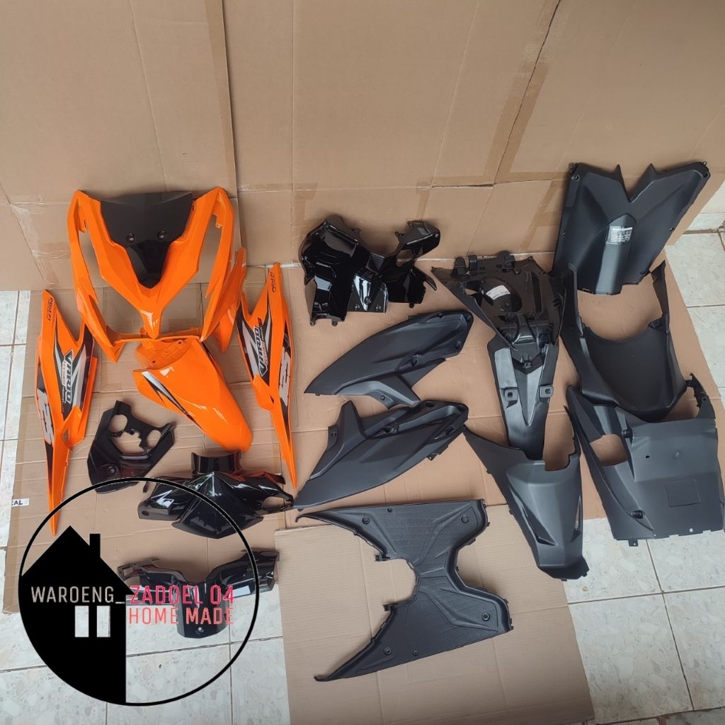 Full Body Halus Kasar Honda Vario Techno 125 Fi Old Kzr Orange Berstriping