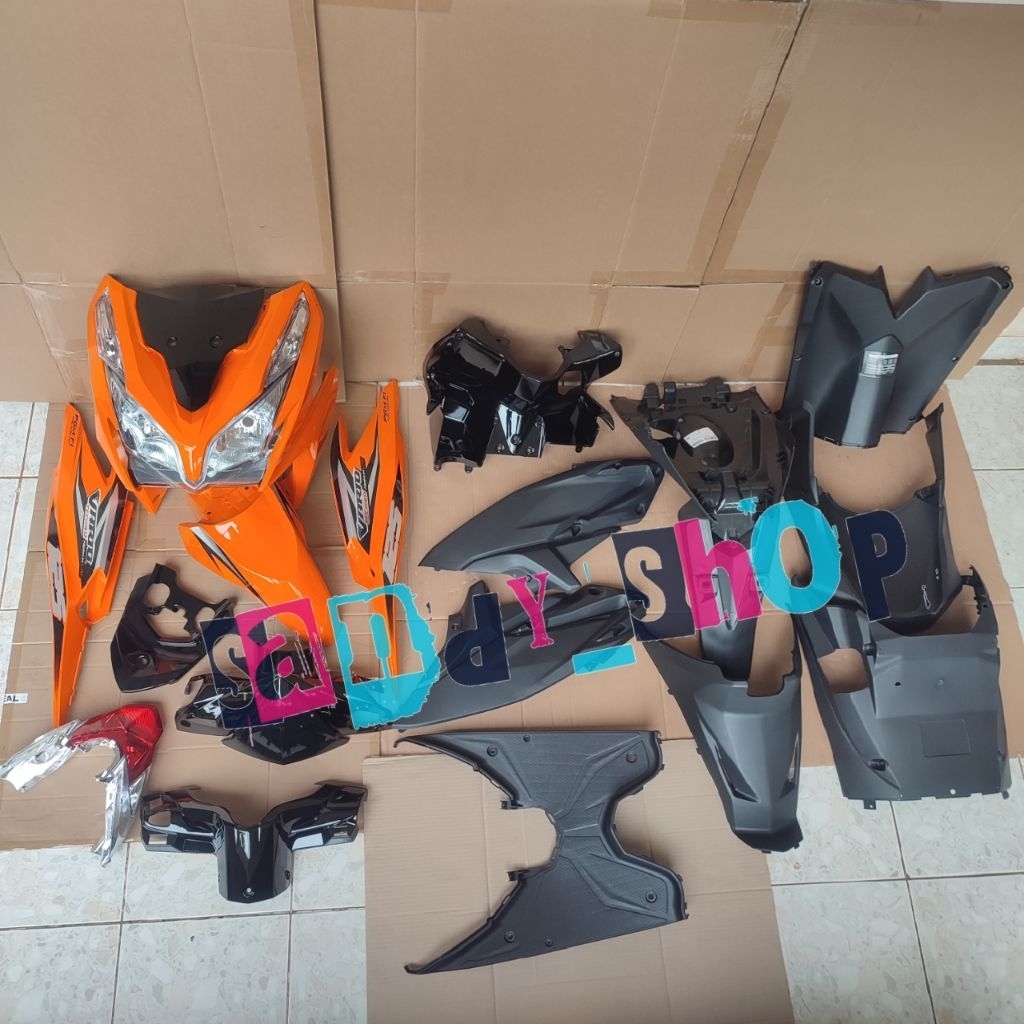 Full Body Halus Kasar + Reflektor Lampu Set Honda Vario Techno 125 Fi Old Kzr Orange Berstriping