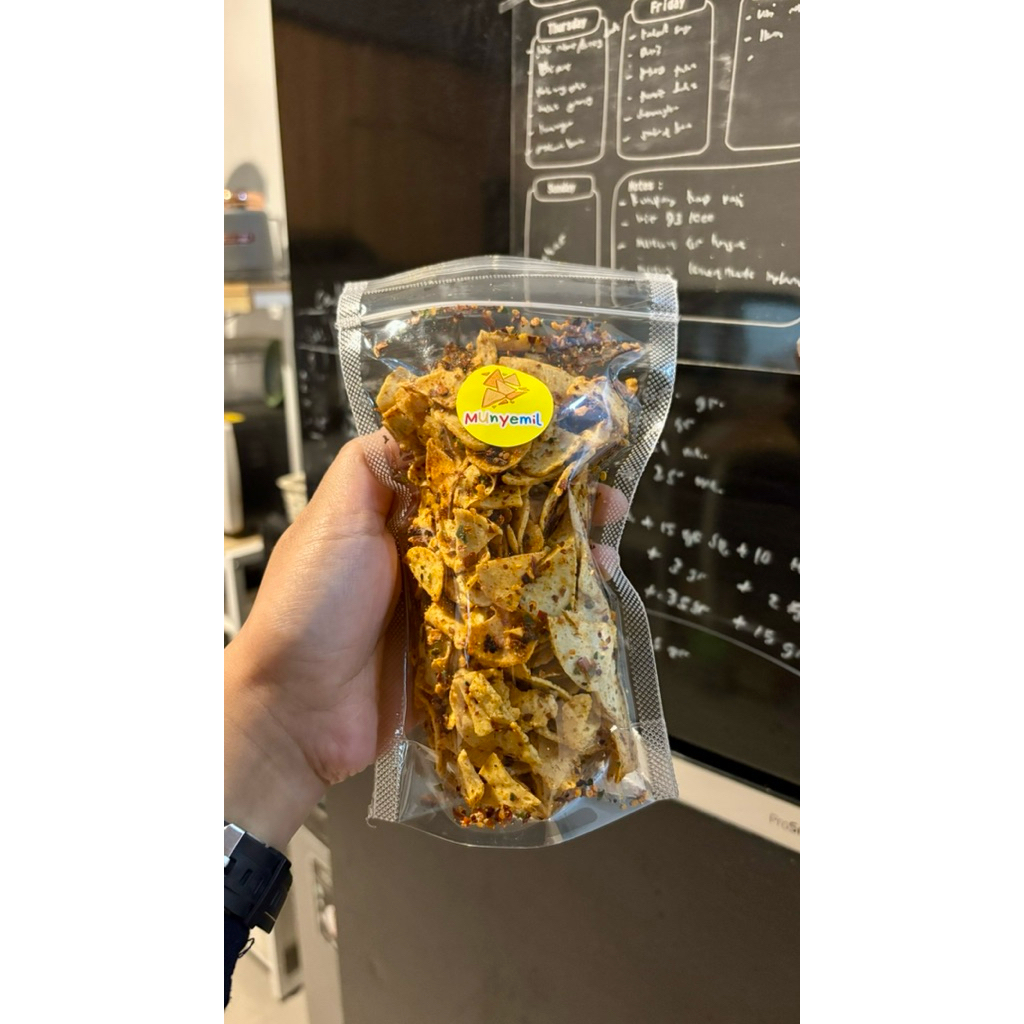 

MUnyemil - Basreng / Bakso Goreng ukuran kecil