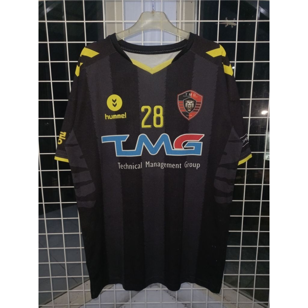 JERSEY TMG ORIGINAL HUMMEL BLACK YELLOW NO PUNGGUNG 28