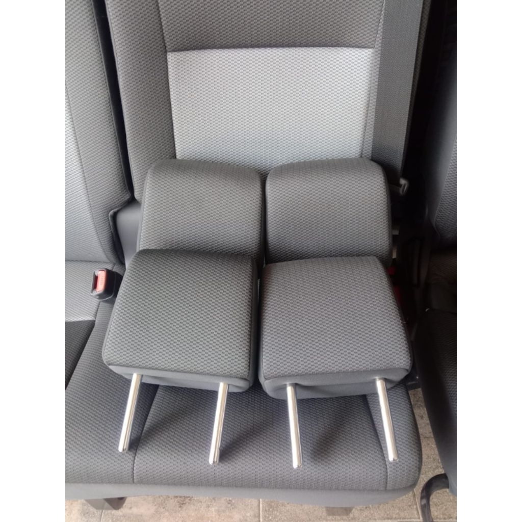 HEADREST TOYOTA HIACE PREMIO ORIGINAL / COPOTAN ORIGINAL/ SANDARAN KURSI HIACE PREMIO