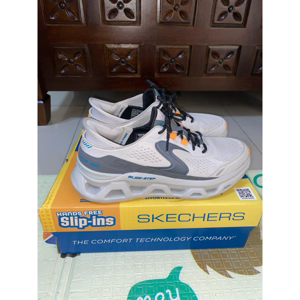 Skechers Slip-Ins uk. 42