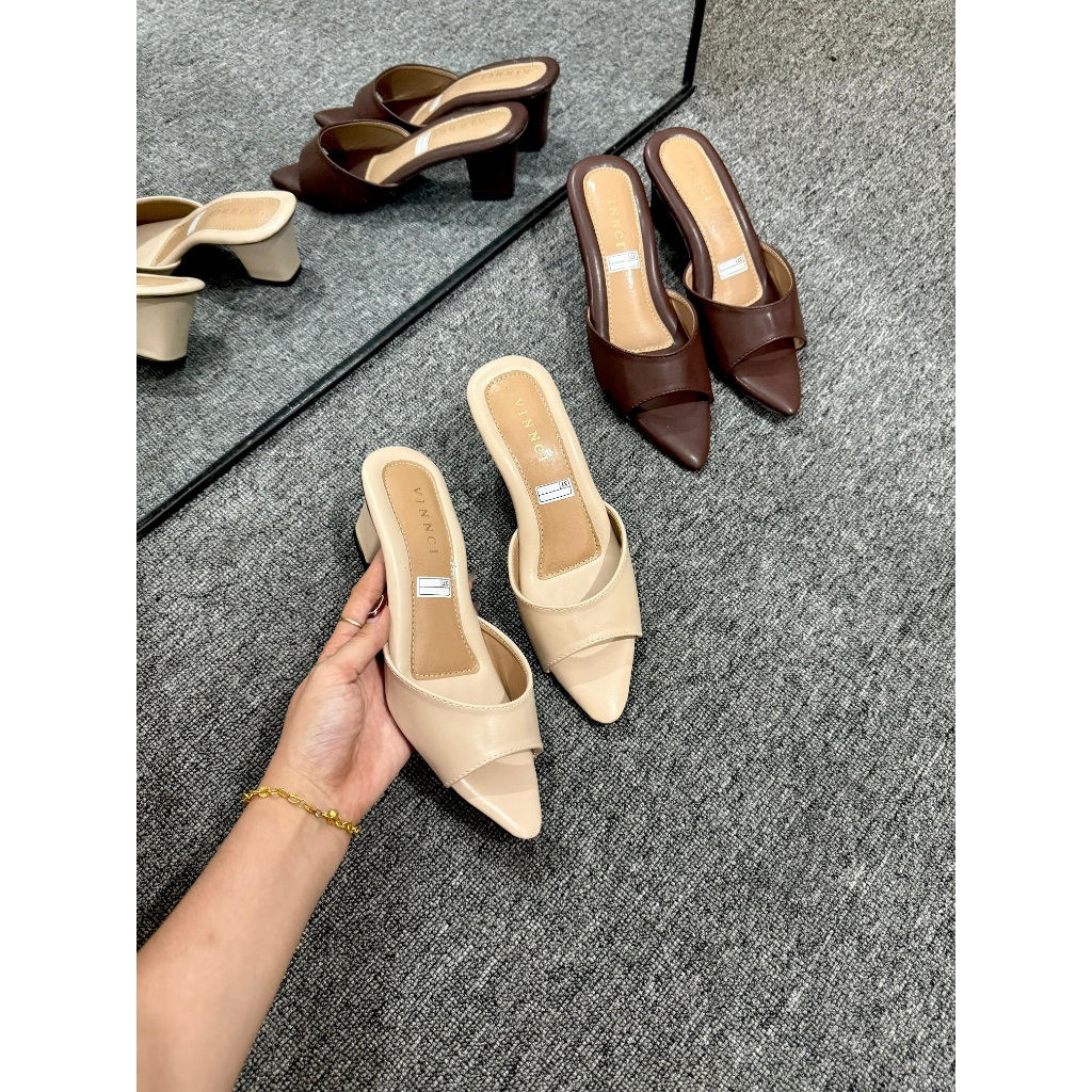 SANDAL WANITA SANDAL TEPLEK SANDAL PANSUS SANDAL HEELS SANDAL TALI SANDAL FLAT
