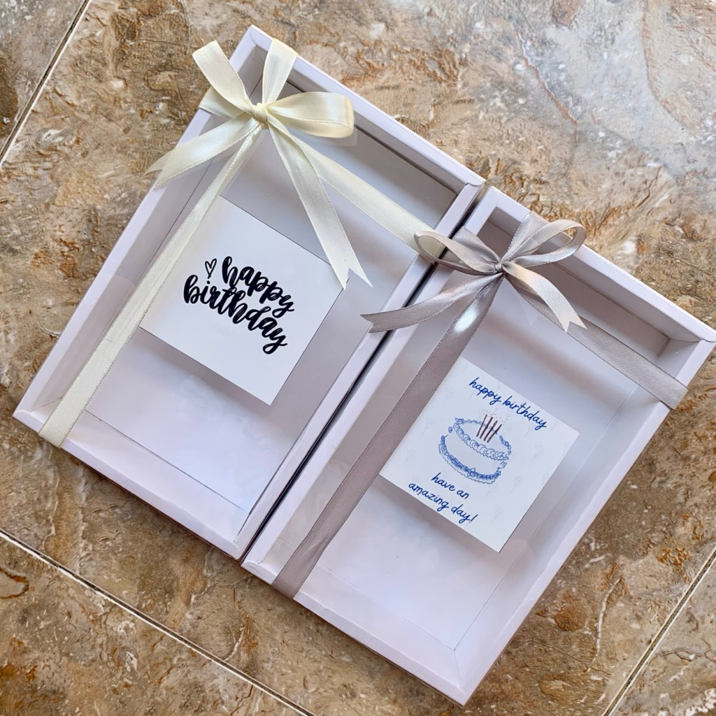 

GIFT BOX BIRTHDAY (KOTAK HADIAH ULANGTAHUN) TRANSPARAN DENGAN PITA