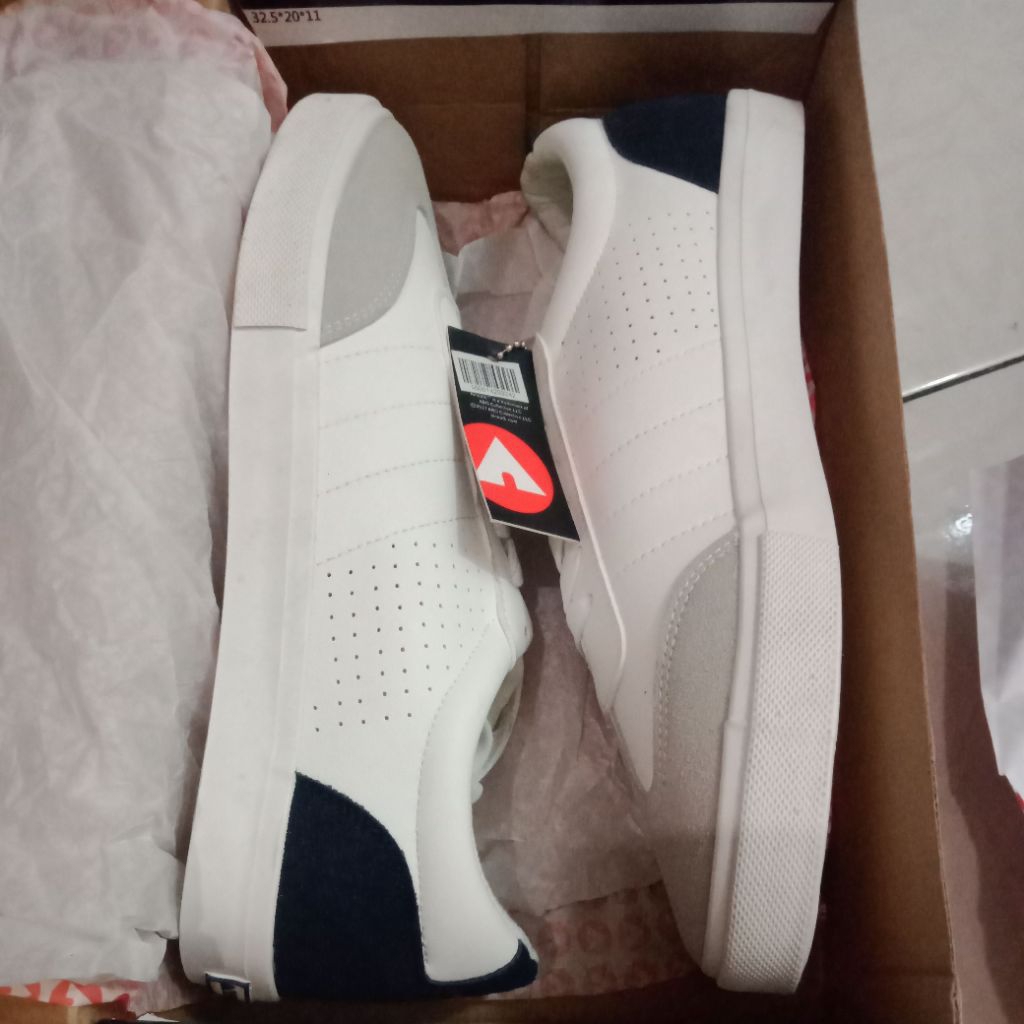 SALE ‼️ AIRWALK MEN NOE READY SIZE 44 100% Original Store.BNIB