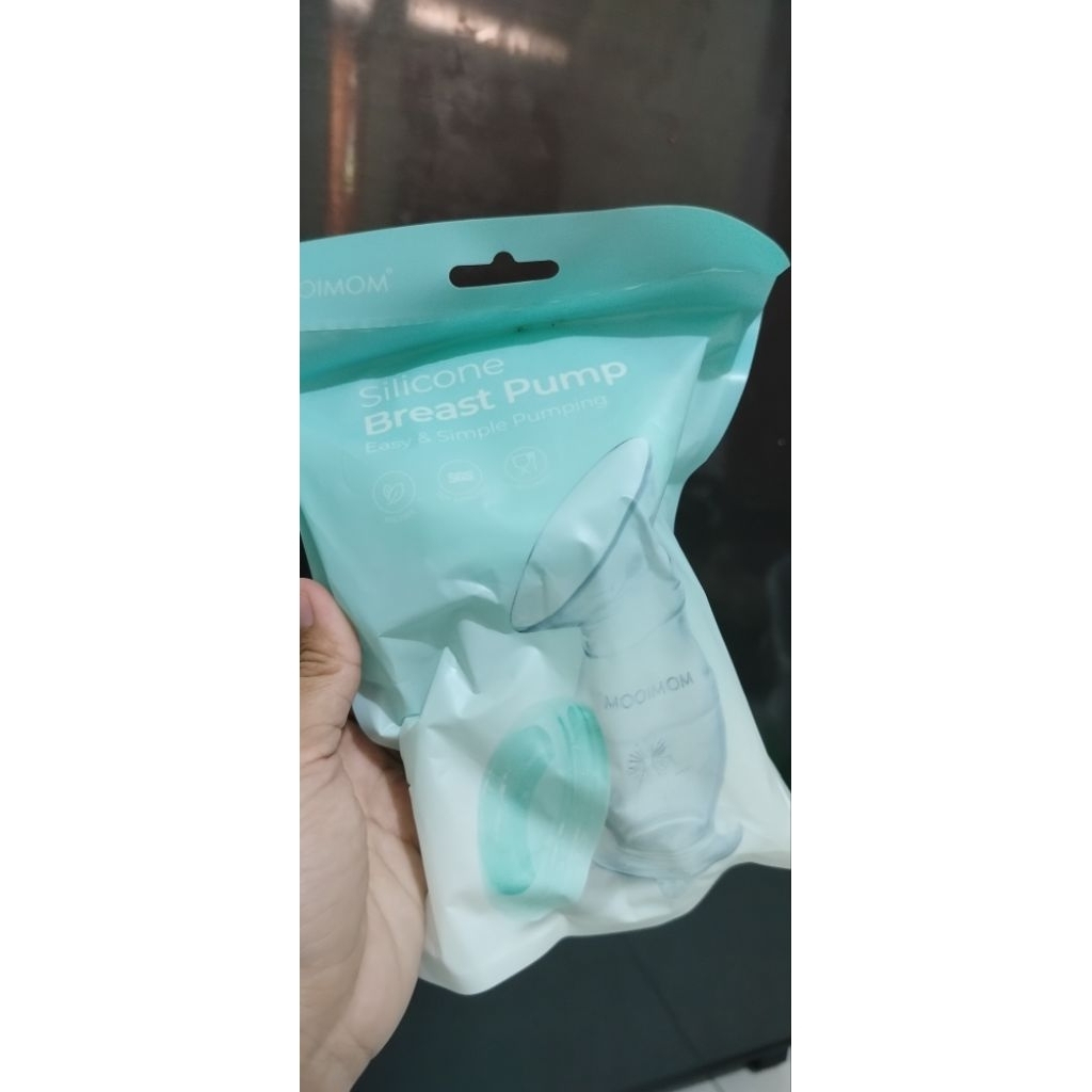 Preloved Solicon Breast Pump Mooimom