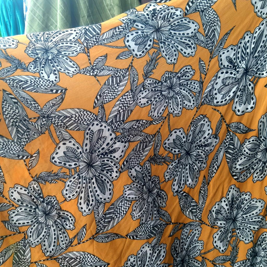 KAIN RAYON FUJET KRINGKEL PREMIUM MOTIF BUNGA BESAR SISA GARMENT  - KAIN RAYON FUJET MOTIF KEMBANG B