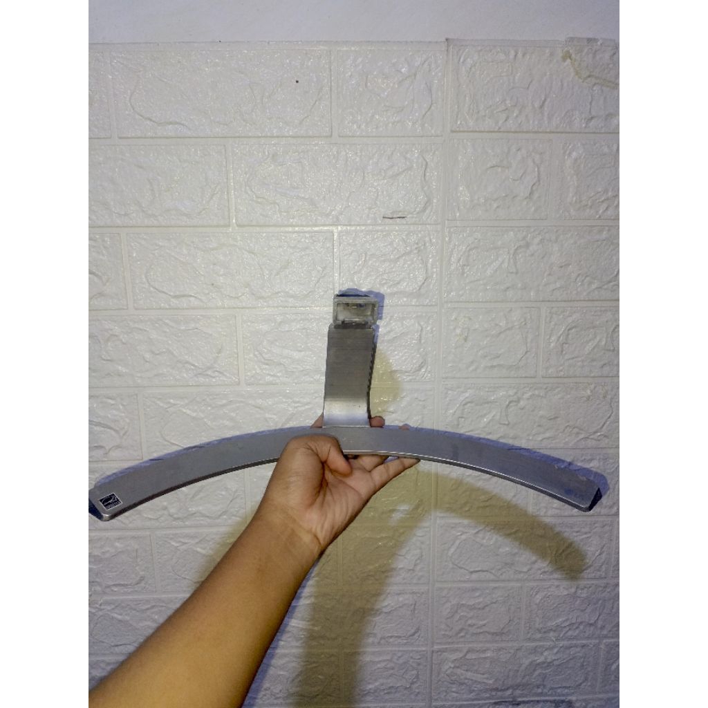 kaki monitor lg 24 ips monitor led lg 24mp88hm second