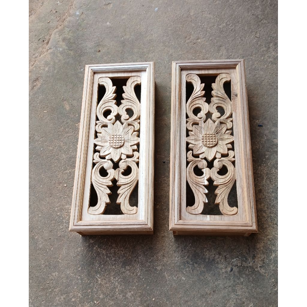 Loster kayu jati ukir motif matahari roster angin angin