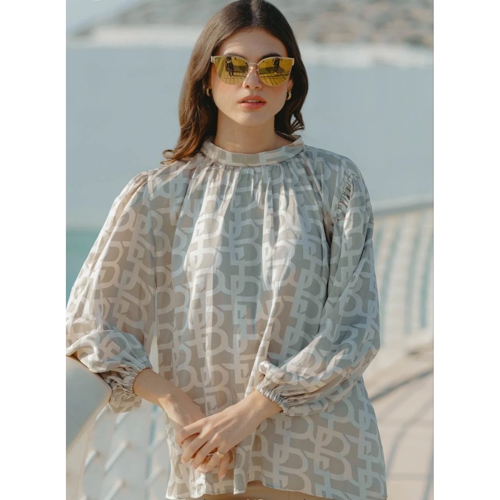 Benang Jarum Monogram Gathered blouse Size M
