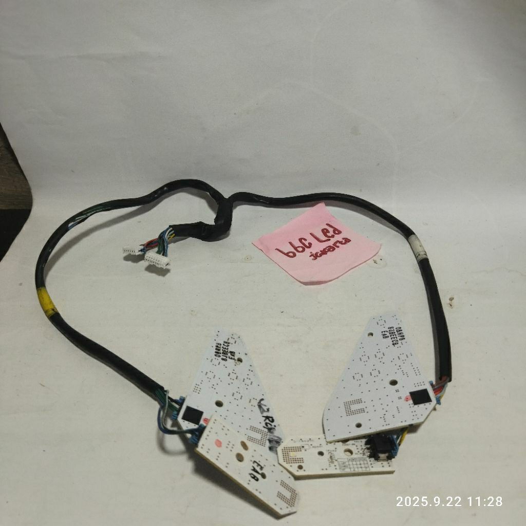 PCB lampu sein dan lampu Alis honda vario 160 set soket