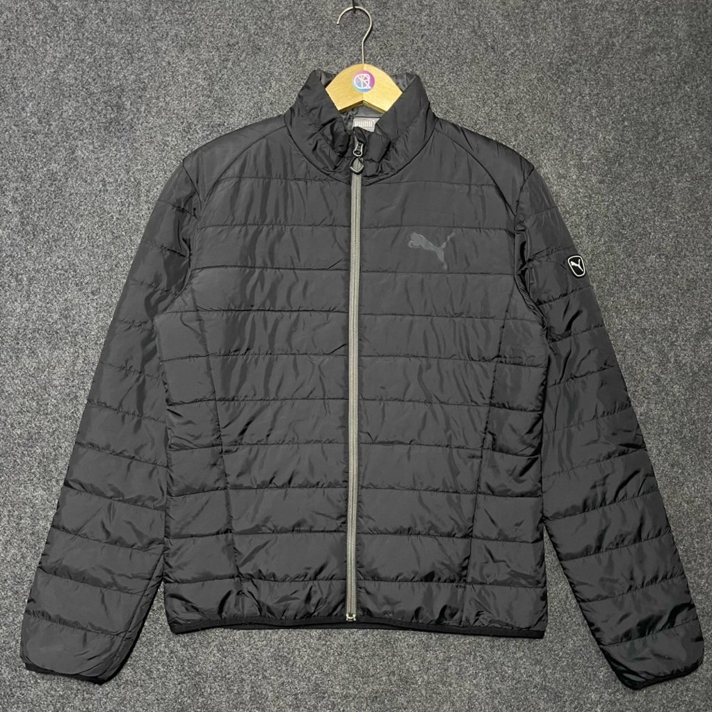 Puma Puffer Jacket – Black Hitam – Size M Intl. / Asia L (LD 110 cm / Panjang 65 cm)