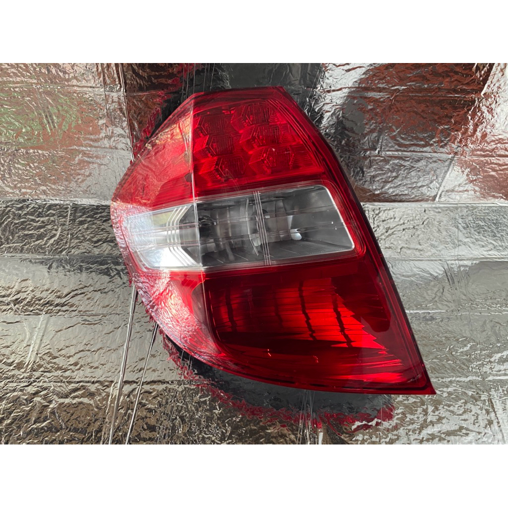 Stoplamp Lampu Belakang Honda Jazz Ge8 2011-2013 Bagian Kiri Original Copotan