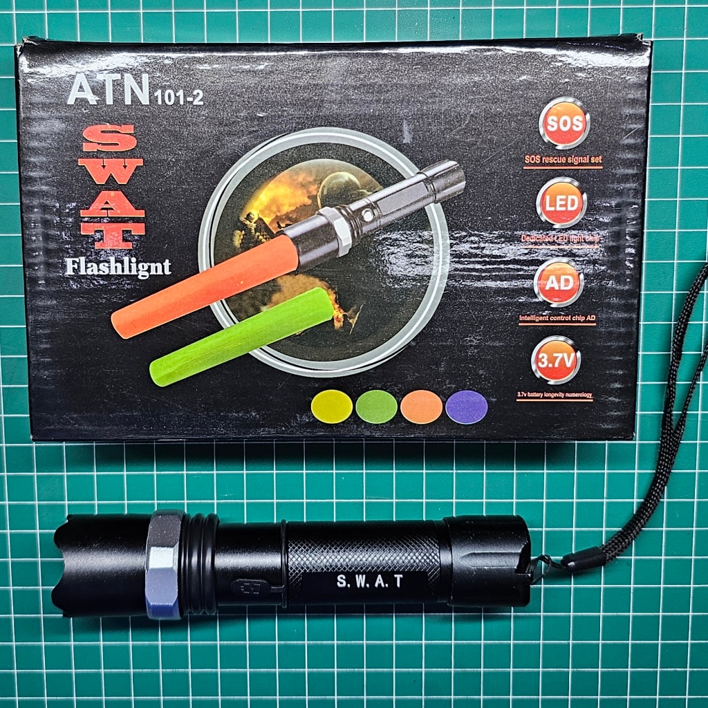 Senter SWAT Lalu Lintas / Senter Zoom ATN 101-2