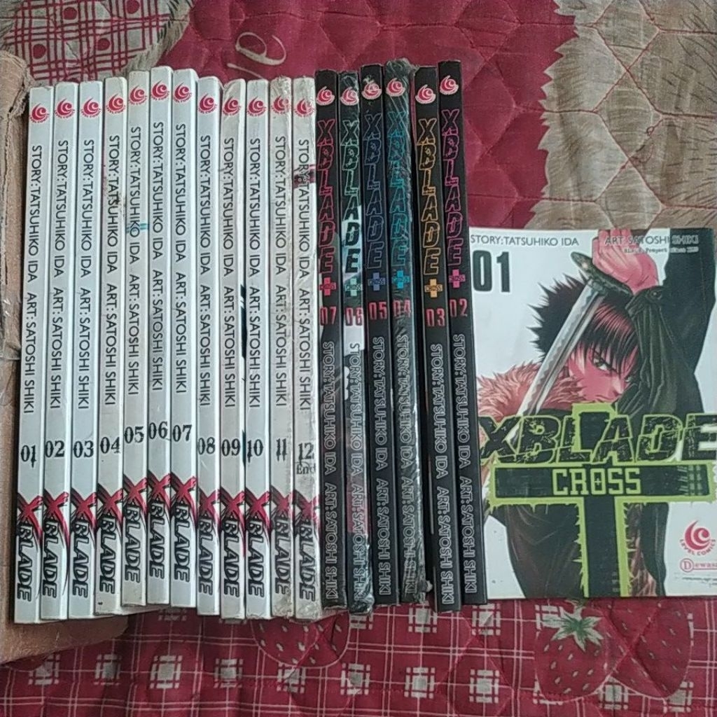 komik preloved set X blade+X blade cross