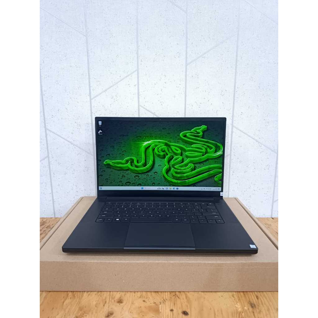 LAPTOP SECOND,Laptop Razer Blade RZ09, Core i7-8750H, Nvidia Geforce GTX 1060 6GB, Ram 16 GB / 512 G
