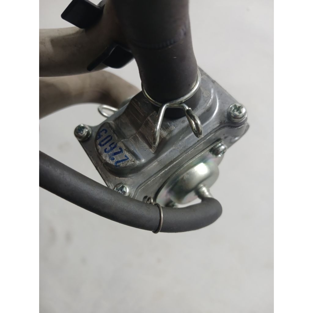 Selang Tabung Hawa Tabung Amblas Mesin Kawasaki Klx Dtracker New original