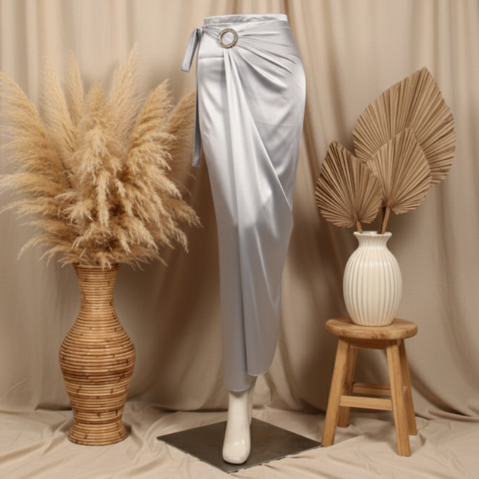 Rok Lilit Satin Silk Silver/Kain Rok Lilit Batik Bawahan Kebaya Wanita Modern Kekinian